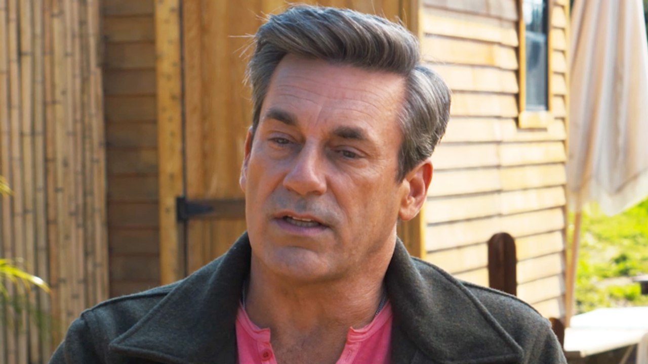 Jon Hamm Shares His Close Collabs With Jennifer Aniston, Kristen Wiig, Jeremy Renner & More | THR Video