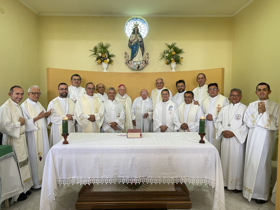 Com missa e muitas homenagens, Padre Gervásio celebra aniversário de 90 anos no Seminário do IJMP