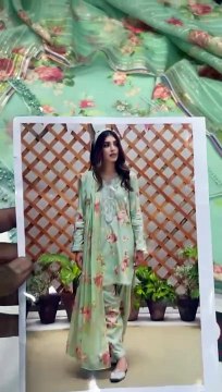 Three Pics Ladies Suit