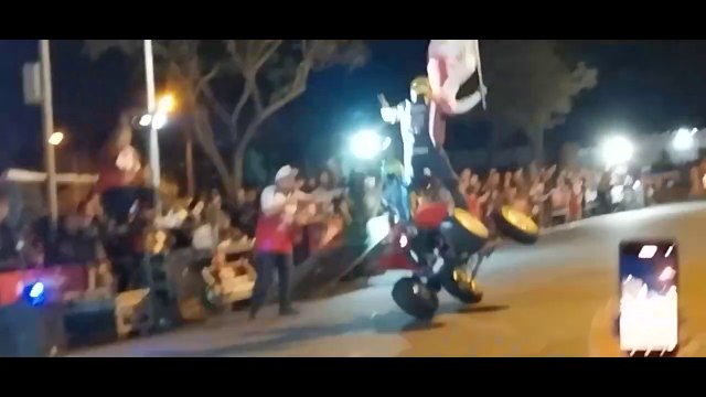 (2) MANOBRAS RADICAIS - HONDA - EQUIPE FORÇA E AÇÃO - ARTUR NOGUEIRA