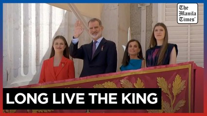 Spanish royal family attends changing of the guard to mark 10 years of Felipe VI's coronation