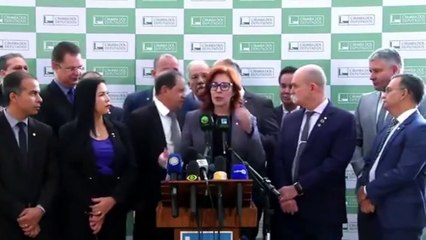 Em gafe, Carla Zambelli se confunde e apoia aborto