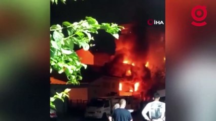 Küçükçekmece'de geri dönüşüm deposunda yangın