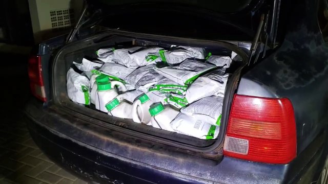 Rotam intercepta Passat recheado com R$ 600 mil em agrotóxicos com destino a Cascavel