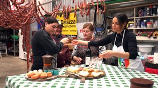 Sausage-making traditions handed down as Italian-Australians spread word on social media