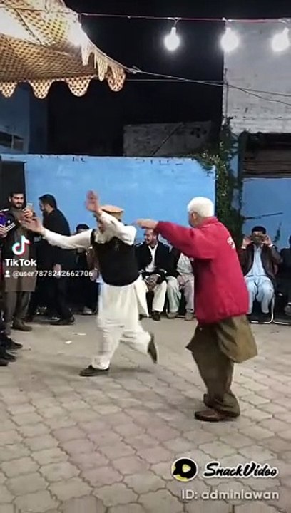 MalikRazzaq funny vedio
