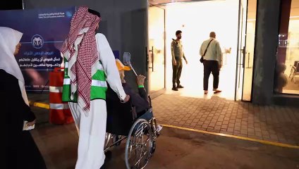 "بيض الله وجهيكم كفيتم ووفيتم شي يرفع الراس".. هكذا عبر الحجاج المغادرون عبر "حالة عمار"