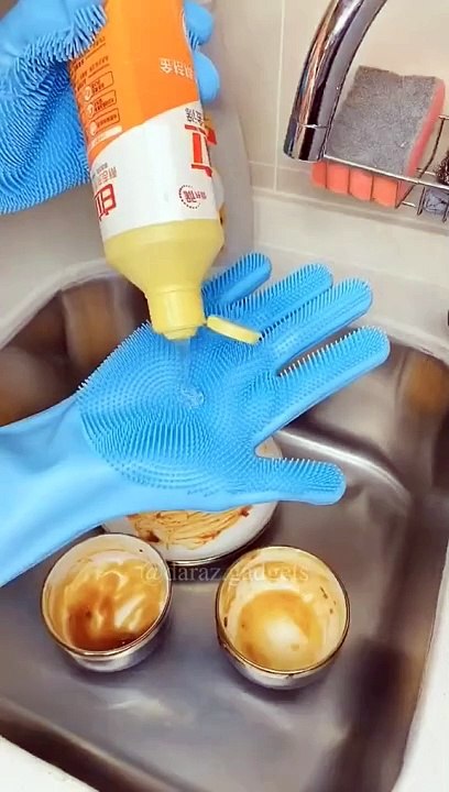 SILICONE WASHING GLOVES PAIR