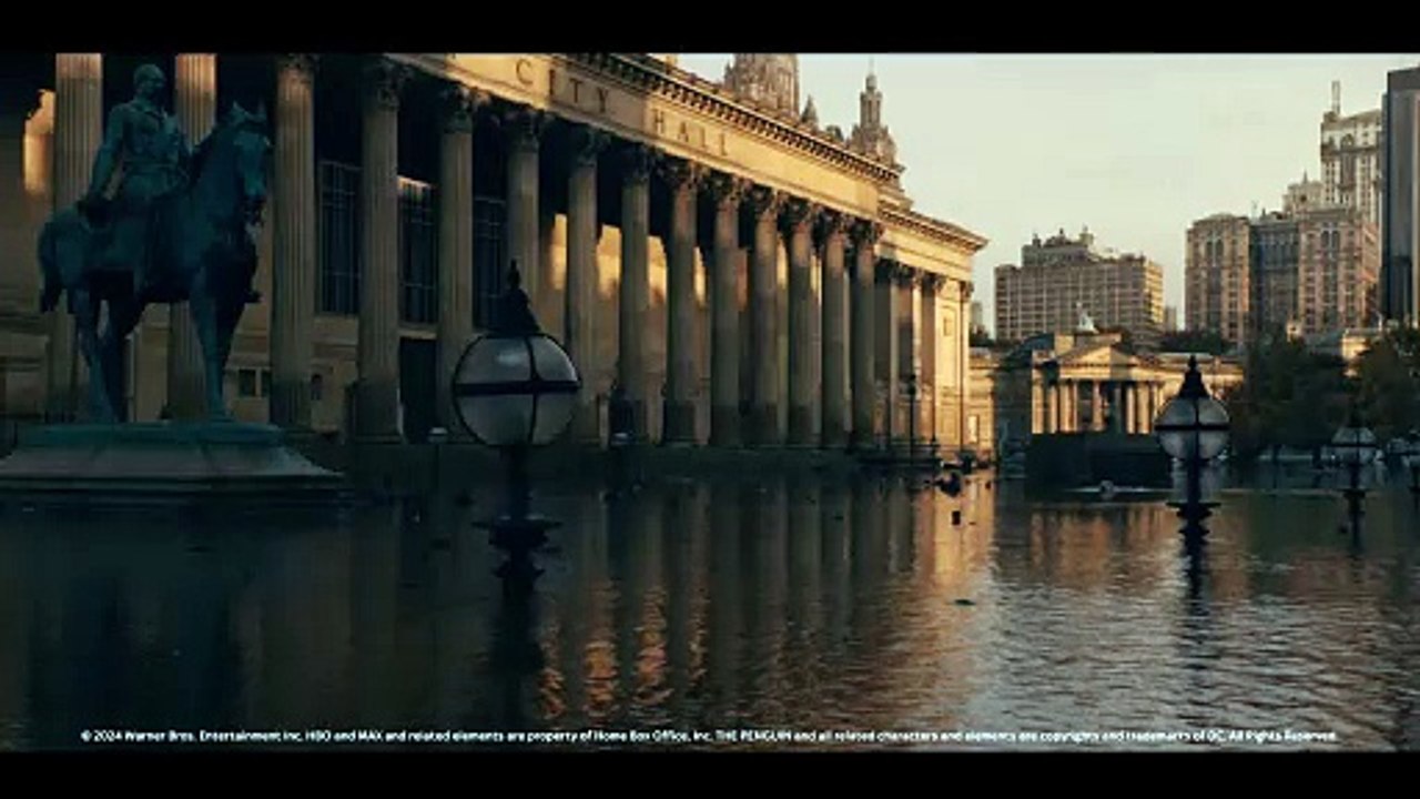 The Penguin Trailer DF