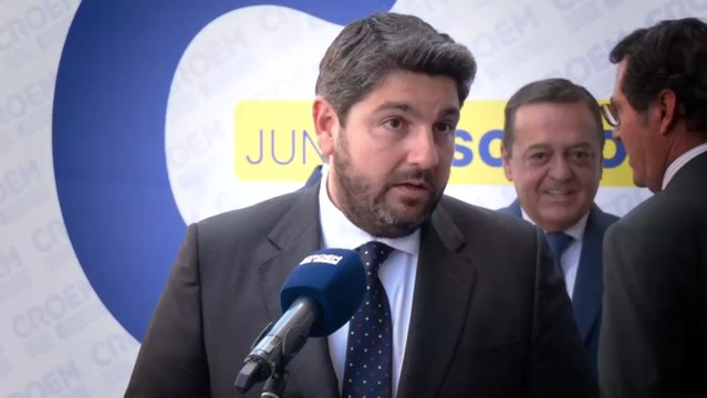 Fernando López Miras, este jueves, haciendo una valoración de los resultados del barómetro del Cemop.