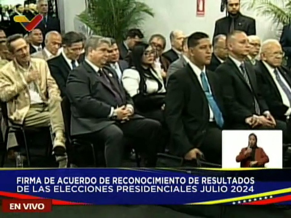 Candidatos presidenciales suscriben acuerdo de reconocimiento de resultados en comicios del 28J