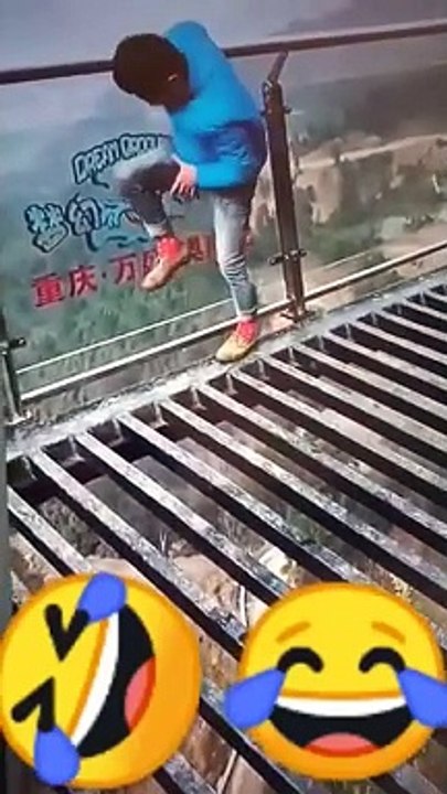 incredible_footage_funny_video_#viralvideo_#shorts_#funnyvideo_#trendingshorts_#shortvideo(360p)