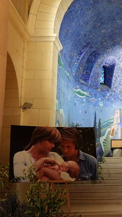 Les obsèques de Françoise Hardy entre larmes et sourires