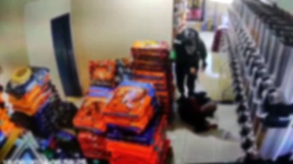 Escapou por um triz: Idoso sobrevive a assalto violento "Não morri por Deus"; veja o vídeo