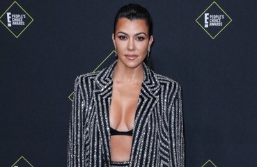 Kourtney Kardashian revela que durante su embarazo se sometió a una operacion fetal de urgencia