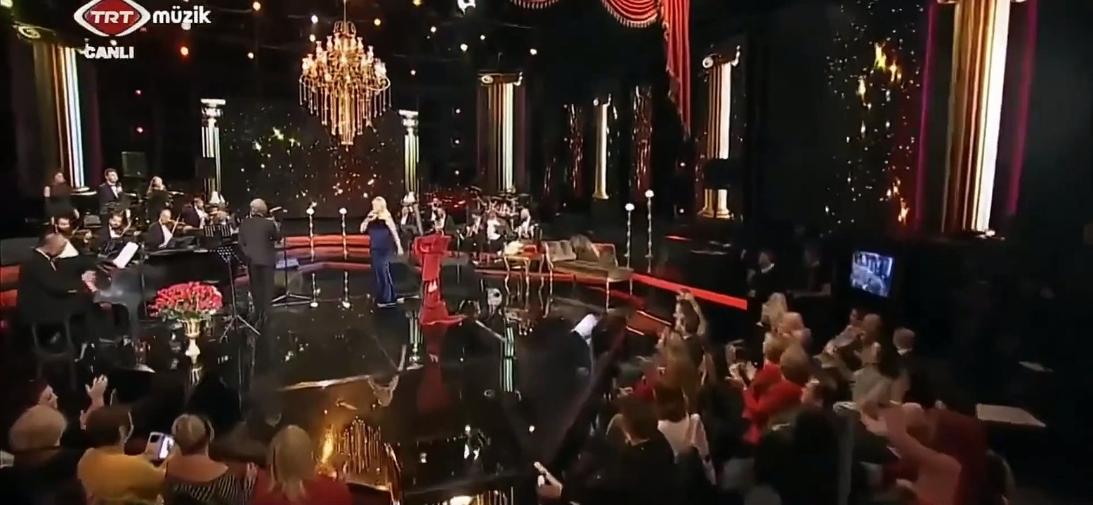 Muazzez Ersoy - Karadır Kaşların Ferman Yazdırır