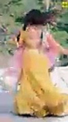 Mere_Rashke_Qamar___Shehnaaz_Gill_short_video_#ShehnaazGill_#shorts_#trending(144p)