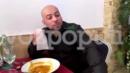 Borja Escalona la vuelve a liar: rompe un plato, tira un sorbete y se niega a pagar