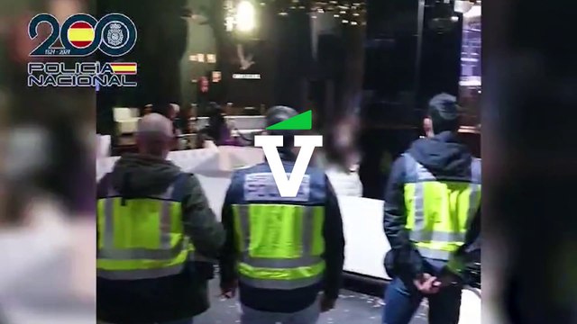 La Policía Nacional detiene al propietario de la discoteca Opium por explotación laboral de mujeres como chicas de imagen