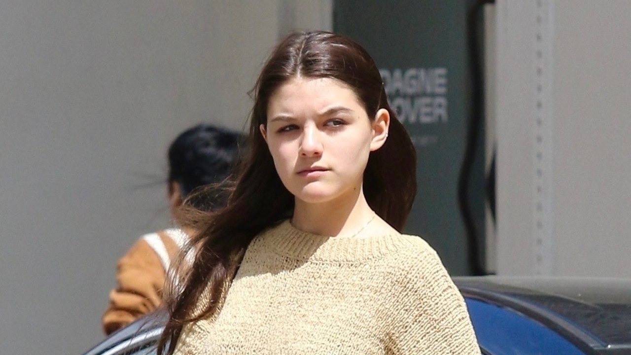 GALA VIDEO - Tom Cruise et Katie Holmes, leur fille Suri amoureuse : d’adorables photos dévoilées !