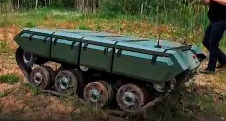 ビデオ: Rostecが戦闘ロボットImpulse-Mのテストを公開