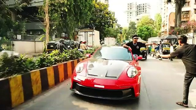 Pehli Pehli Baar Mohabbat Ki Hai - Emiway Bantai X MC Stan X Divine PROD HHK BEATZ