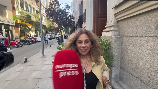 Lolita y Rosario Flores, orgullo y emoción en el concierto de Guillermo Furiase