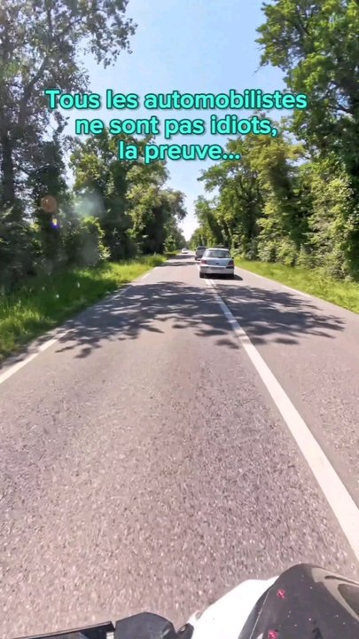 Tous les automobilistes ne sont pas idiots, la preuve...
