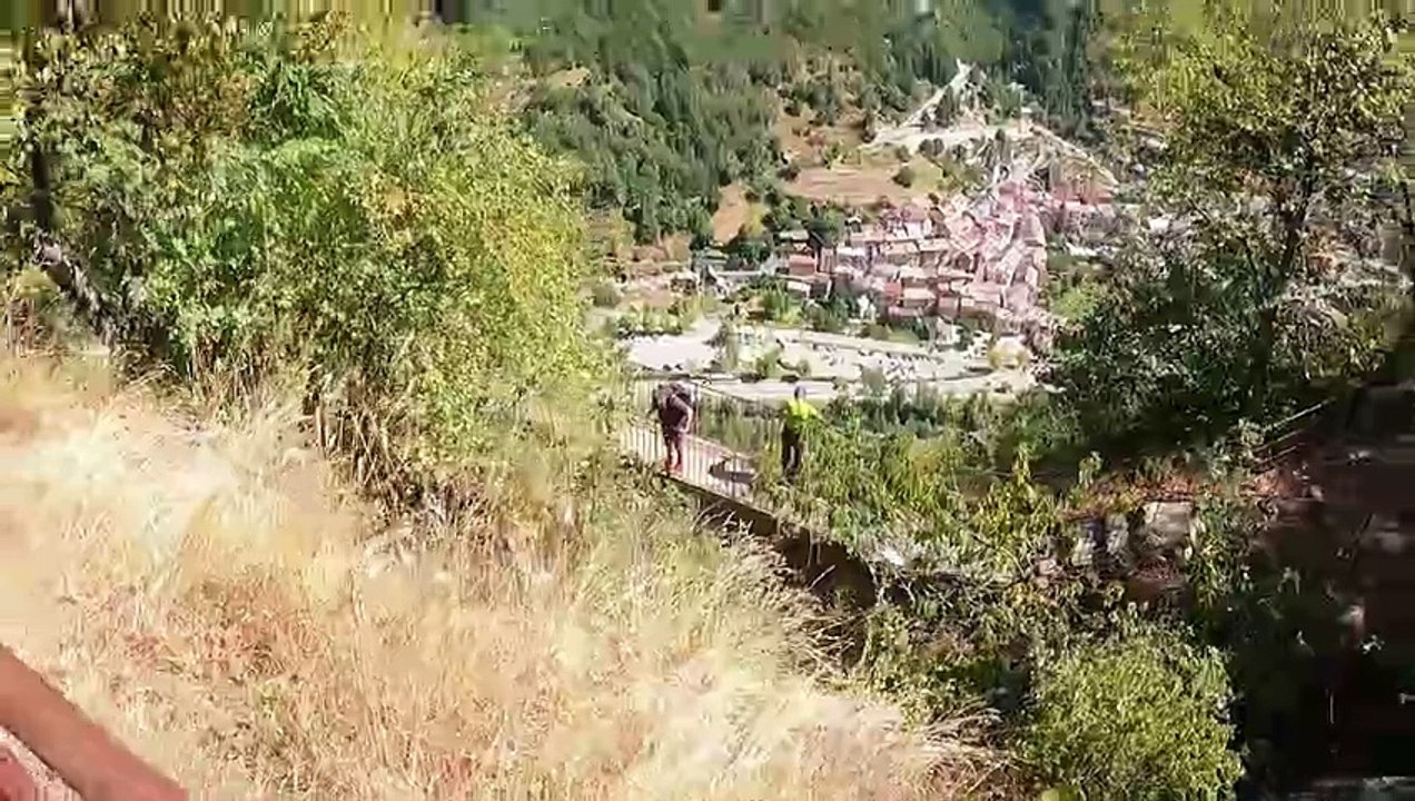 04 Canyon Louch 2023 (Jealous Again)