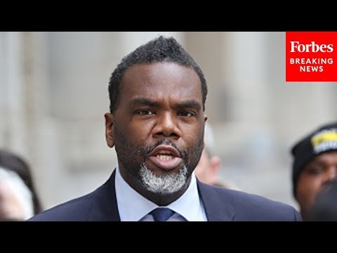 Chicago Mayor Brandon Johnson Delivers Remarks On Emergency Supplemental Victims Fund Expansion