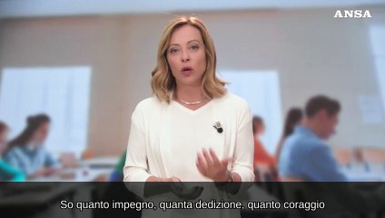 Meloni ai maturandi: "L'Italia crede in voi, in bocca al lupo"