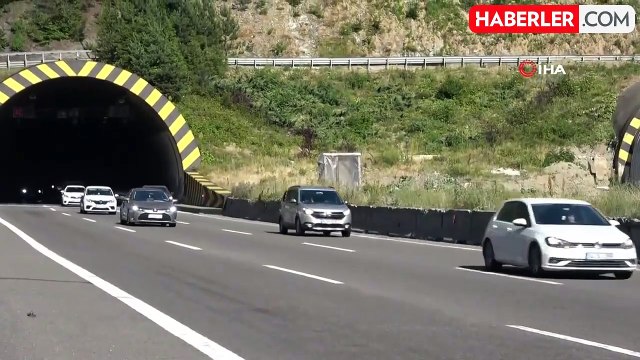 TEM'in Bolu geçişinde akıcı yoğunluk