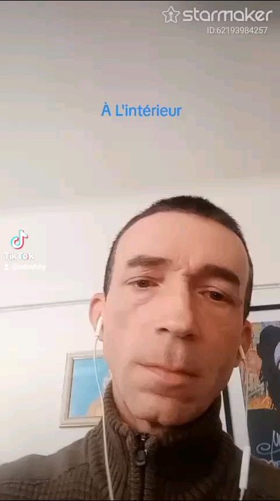 À L'intérieur  @whityman75