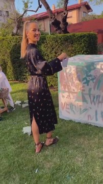 Flavia Mihasan - 31.05-01.06.2023 \ La Veruvis Kids, cu puradeii. În Q3.Acasă,cosmetice-cadou, pregătirea pt. vacanţă, reclamă Tonic Advertising. / Eveniment 1 Iunie, Moonlight Venue, ea şi plozii. LIVE, la Neatza.