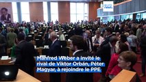 Viktor Orbán accuse Manfred Weber, du Parti populaire européen, d'être 