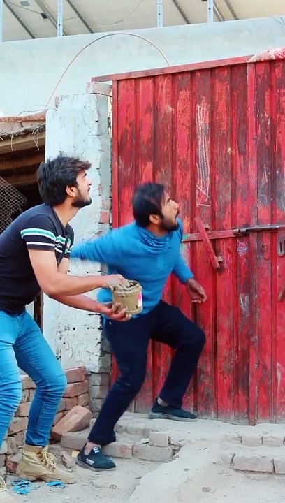 Na_chero_hamain_#fypシ_#standwithkashmir_#foryoupage_#trending_#viral_#trend_#funnyvideos_#fyp_#fy_#haroonkaleem06_#funny_#foryou_#humanity_#viralvideo