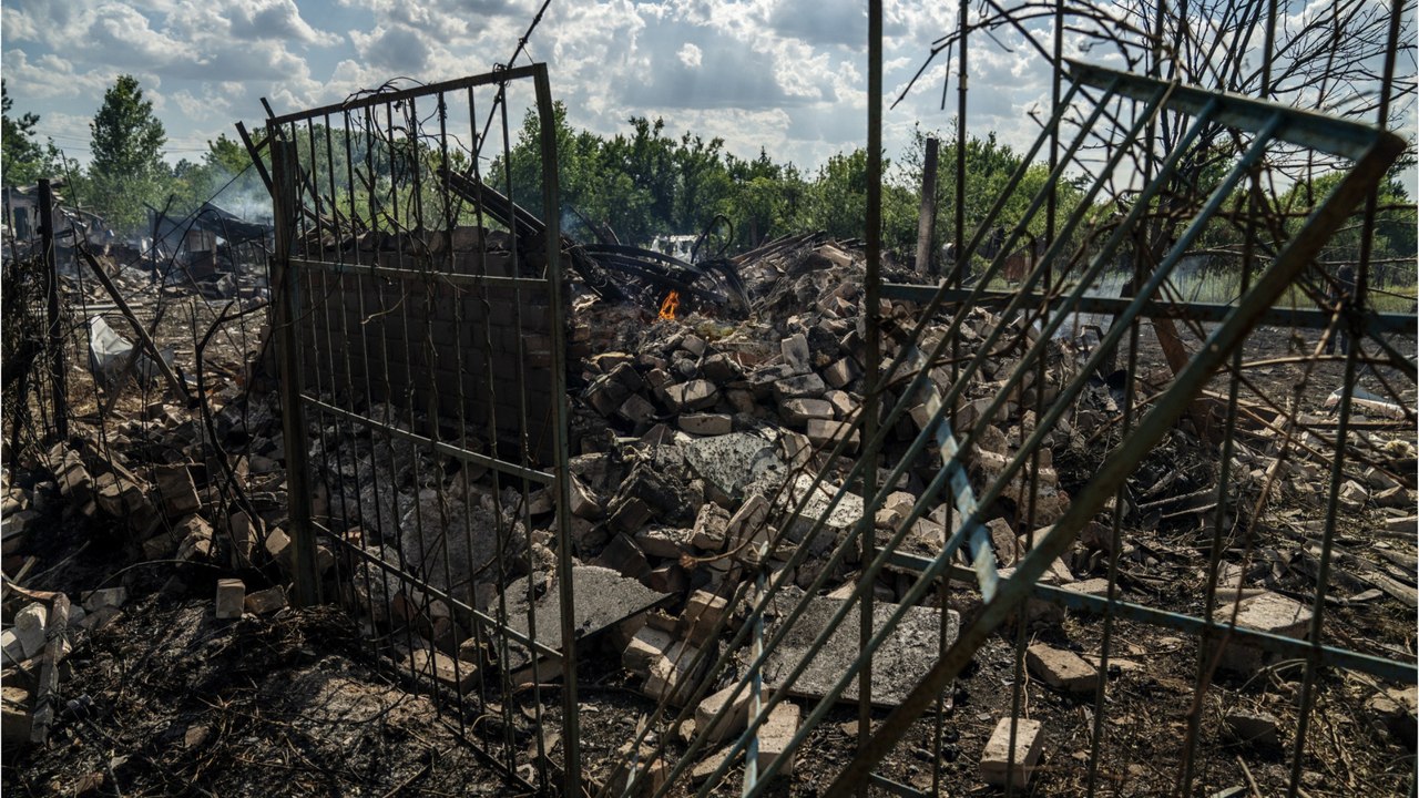 Ukraine-Krieg: Russland wirft erstmals neue Mega-Bombe ab