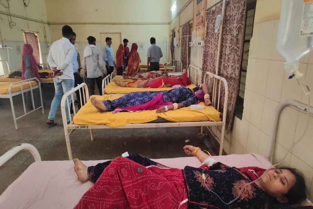 मातम वाले घर में दौड़ा कूलर का करंट, एक महिला की मौत, 9 घायल