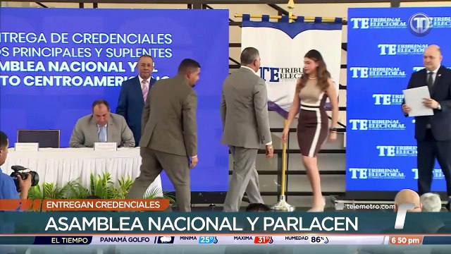 Diputados electos a la Asamblea y Parlacen recibieron sus credenciales