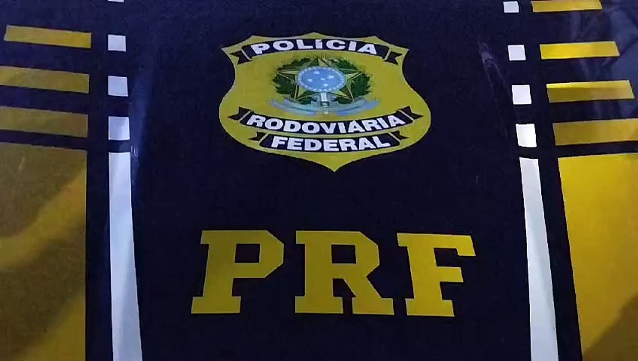 Carreta é flagrada na BR-376 sem seis pneus e levada ao pátio