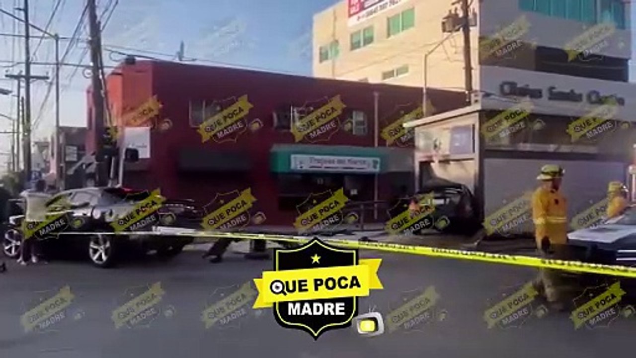 Madre llora a hijo