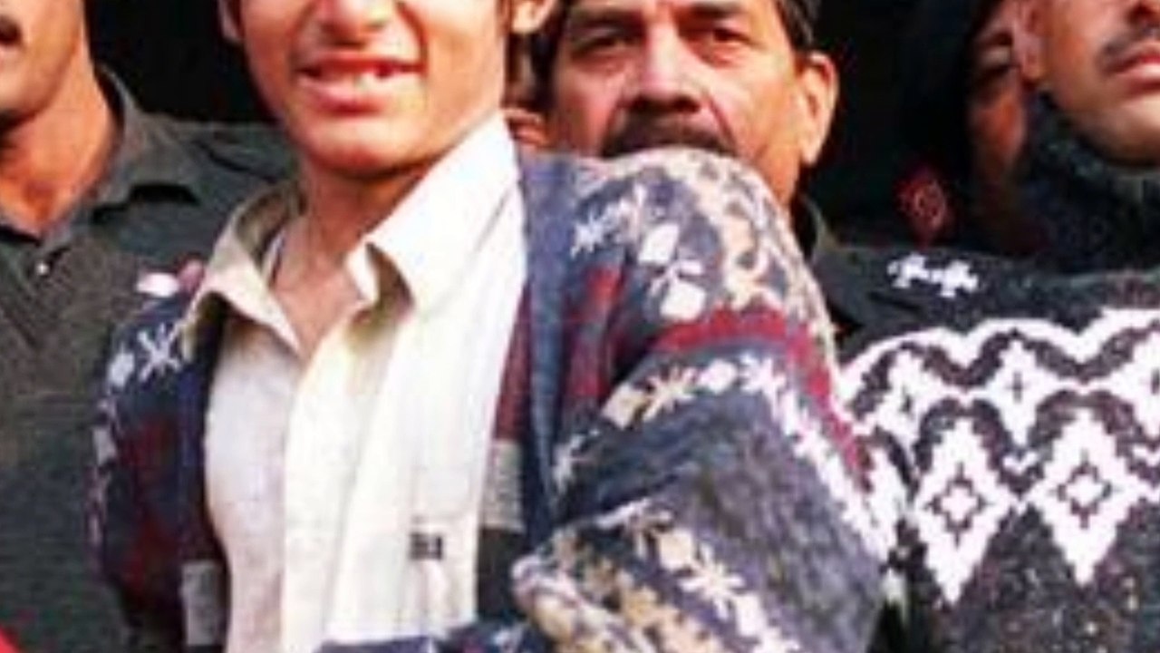 Javed Iqbal Pakistan's most notorious Serial Killer story - video ...