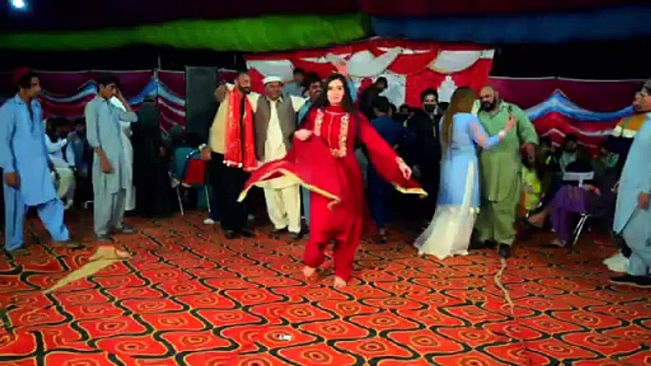 Che_Masti_Wy_Ao_Zwani_Wy___Maya_Khan___Wedding_Dance_Performance_2022(360p)