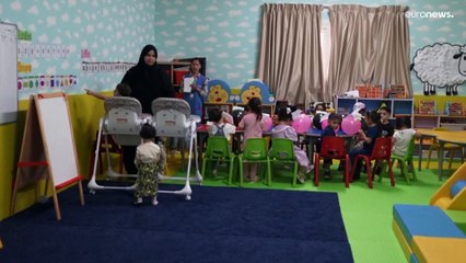 أطفال من غزة أصيبوا في حرب غزة يحاولون التكيف مع الحياة في الإمارات العربية المتحدة
