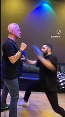 Karate, Eros Ramazzotti sfida i pugni del campione olimpico Luigi Busà