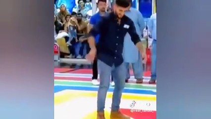 Most_funniest_moments_caught_on_camera-part_;-_101__funny_videos(360p)