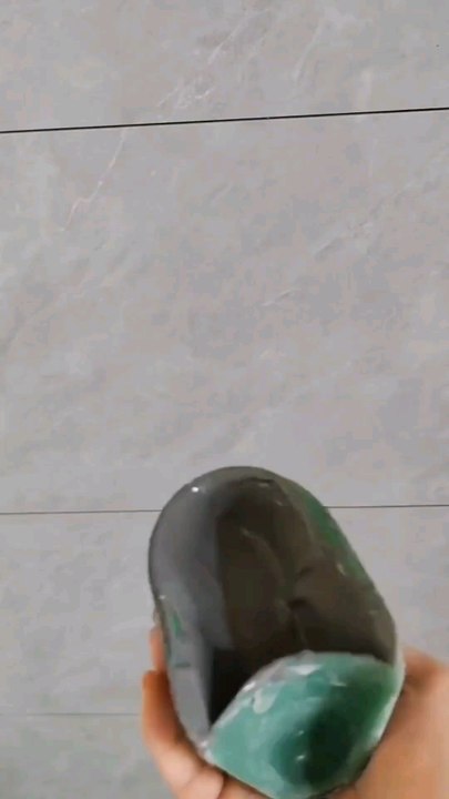 Best tool for the tiles grouting 