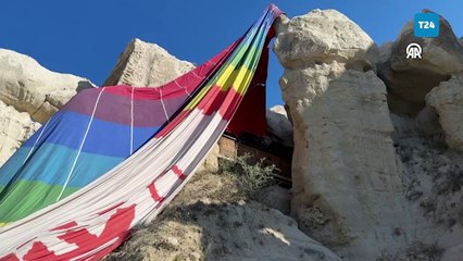 Kapadokya'da ters rüzgarla karşılaşan balon kayalıklara iniş yaptı