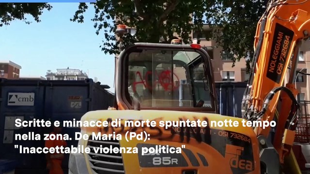 Vandali sui muri del Circolo Pd e in viale della Repubblica dopo gli scontri al parco Don Bosco