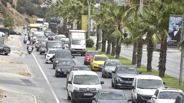 Bodrum'da tatil bitiyor: 100 bin araç ilçeden ayrıldı